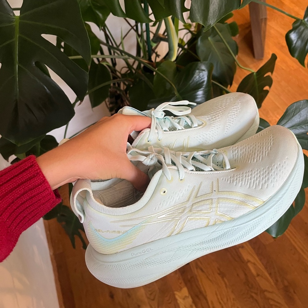 Women's ASICS 9.5 Light Blue Running Shoes